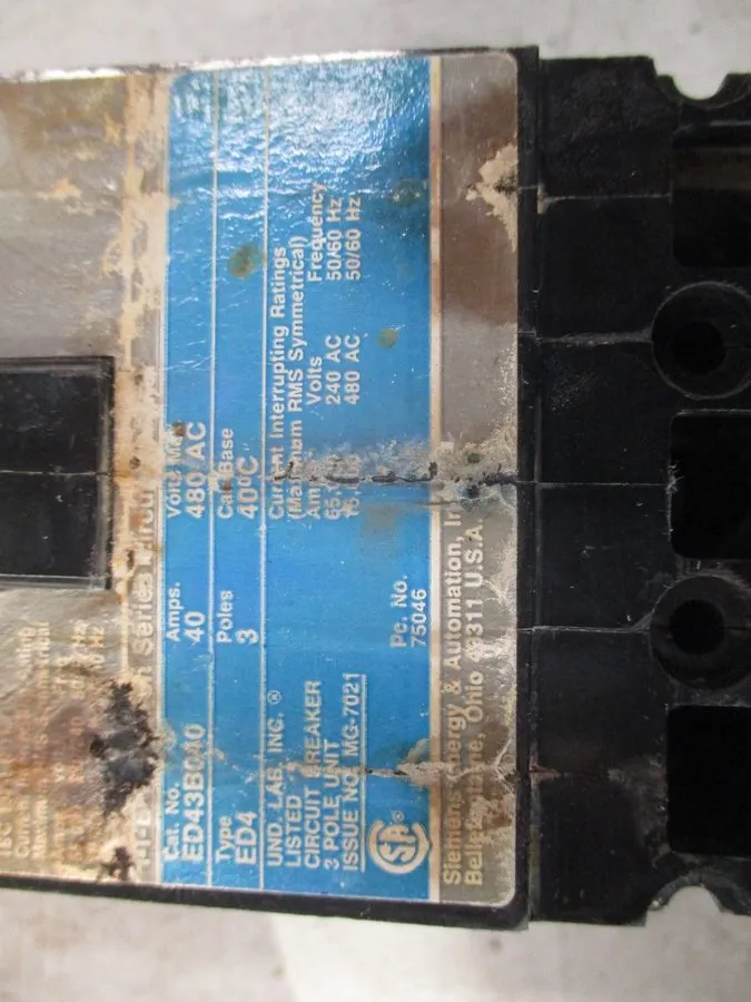 Автоматический выключатель Siemens Sentron ED43B040 Molded Case Circuit Breaker 