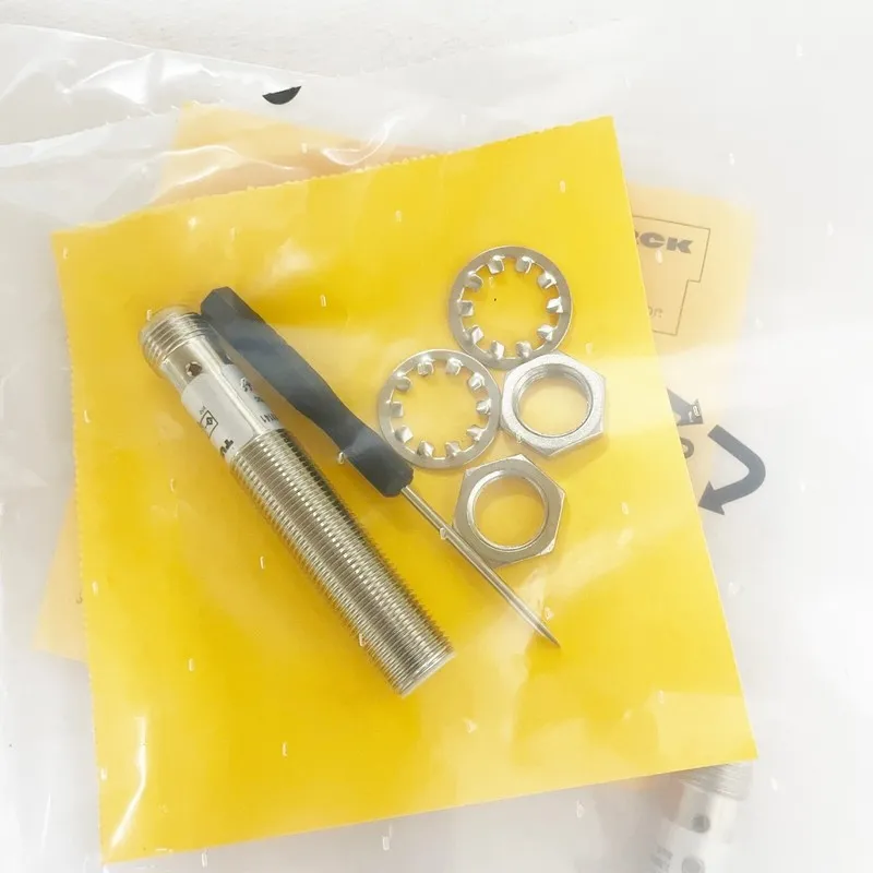 Датчик приближения Turck BC3-M12-AP6X-H1141 2601011 Capacitive Proximity Switch 