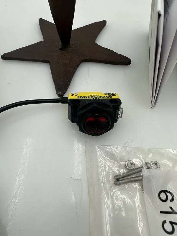 Фотоэлектрический датчик QS18EP6CV45Q5 Banner Photoelectric Sensor Switch 68756
