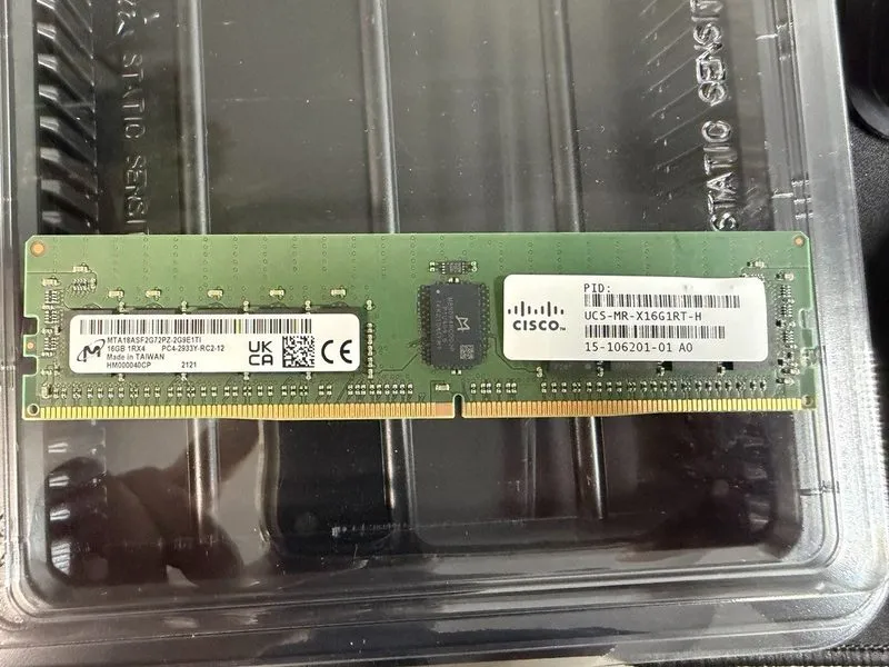 Модуль памяти UCS-MR-X16G1RT-H Cisco Compatible 16GB DDR4-2933Mhz 1Rx4 1.2v ECC 