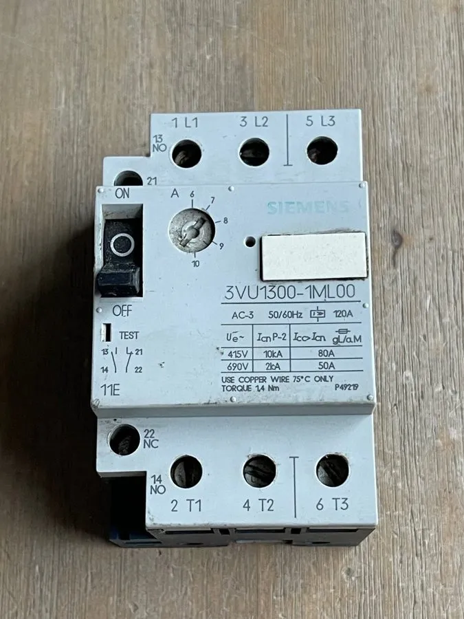 Автоматический выключатель SIEMENS 3VU1300-1ML00 MOTOR PROTECTION CIRCUIT BREAKE