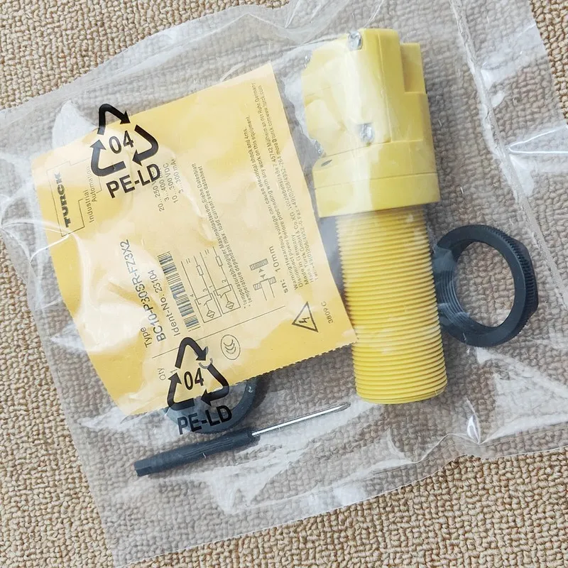 Датчик приближения TURCK BC10-P30SR-FZ3X2 Proximity Switch Sensor