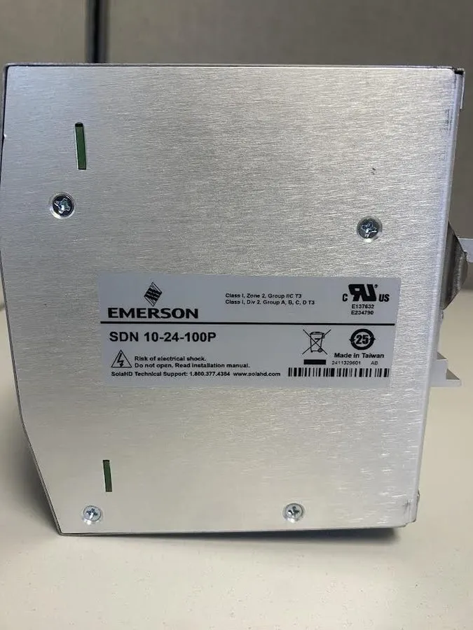 Блок питания Emerson SolaHD SDN 10-24-100P Power Supply 24VDC 10A 240W DIN Rail