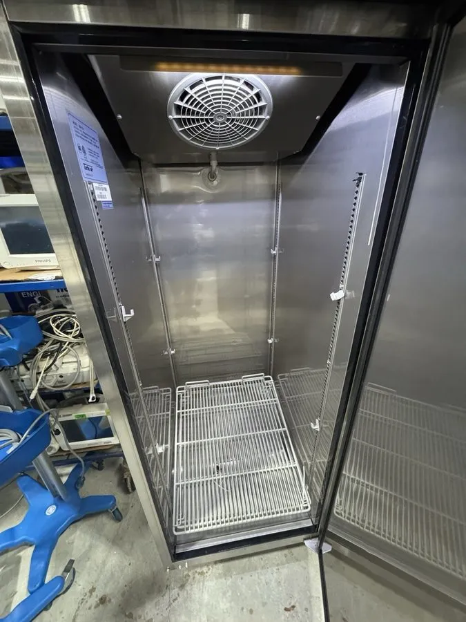 Морозильный шкаф Turbo Air Commercial Reach In Freezer M3R19-1 *Very Good Condit — фото лота 1