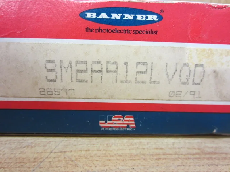 Фотоэлектрический датчик BANNER SM2A912LVQD PHOTOELECTRIC SENSOR 24-250VAC 26577