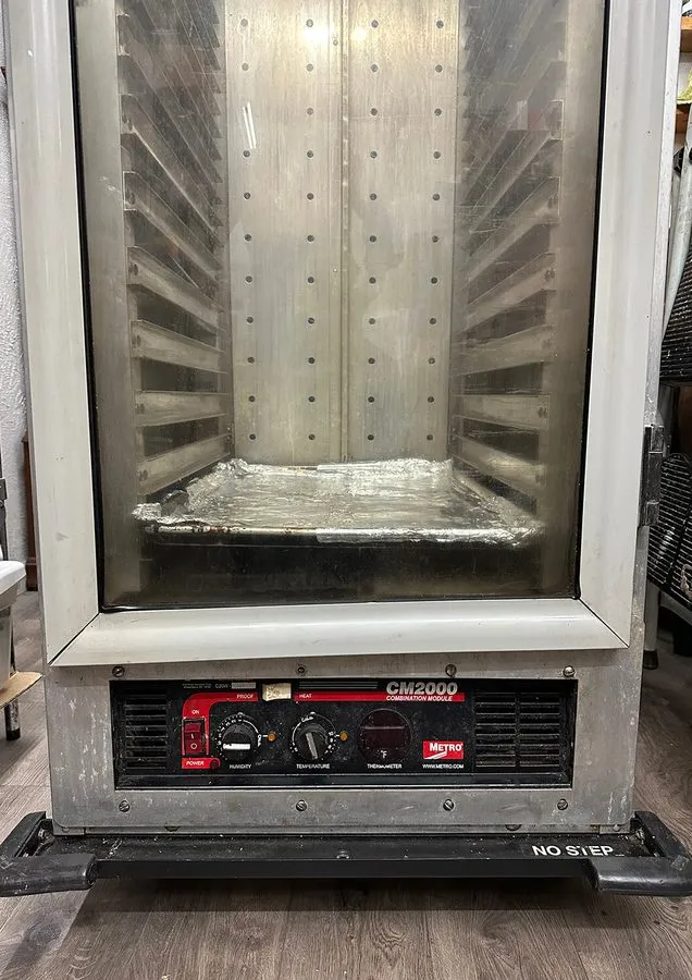 Оборудование видеонаблюдения METRO CM2000 HEATED CABINET FULL HEIGHT Good Condit — фото лота 1