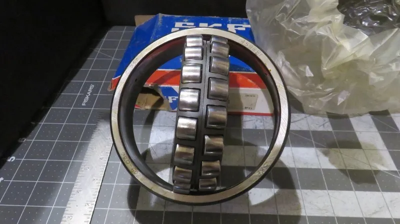 Подшипник SKF 22211 EK/VA751 Spherical Roller Bearing, Taper bore 1:12 — фото лота 2
