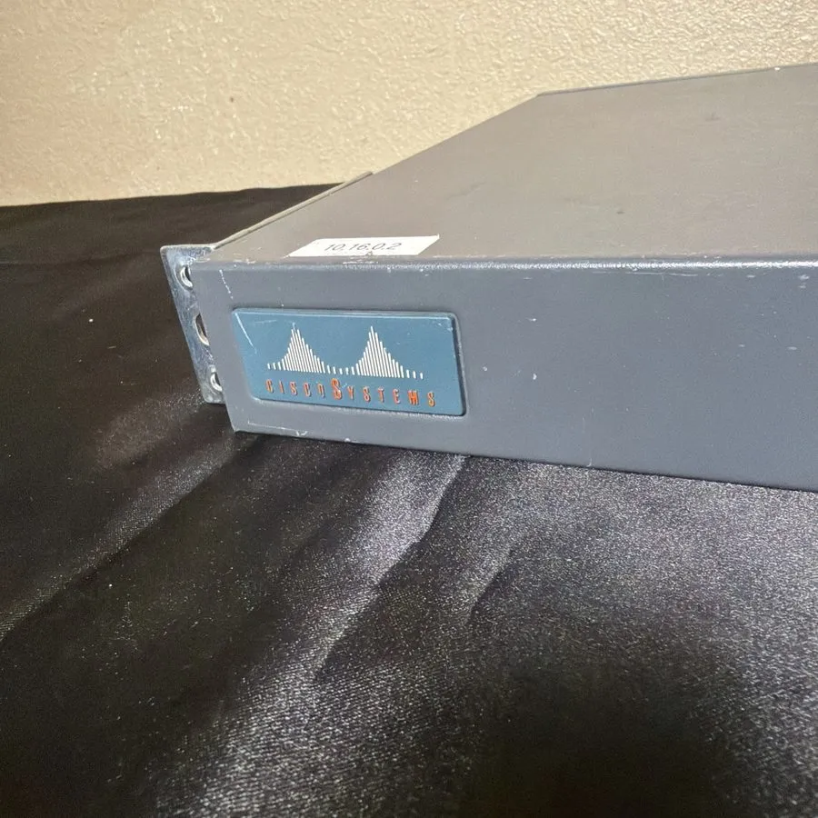 Маршрутизатор Cisco 2500 2501 Series ROUTER ETHERNET AUI TRANSCEIVER — фото лота 2