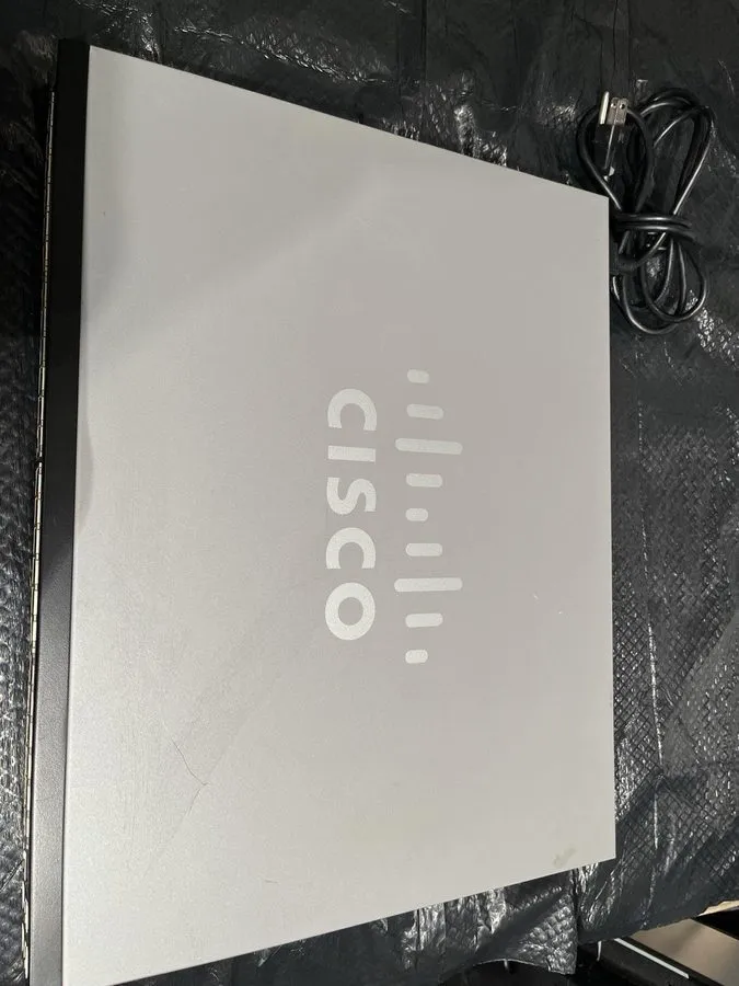 Коммутатор Cisco SG500-52P 52-Port Gigabit Stackable PoE Managed Ethernet Switch