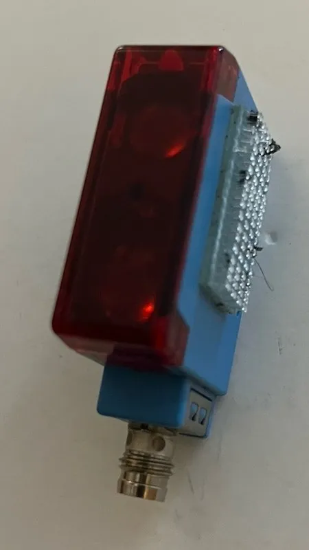 Фотоэлектрический датчик SICK WT1900-P460 Sick Photoelectric Sensor Switch DEMO 