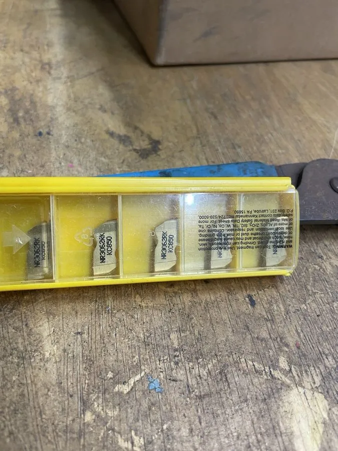 Режущий инструмент Kennametal Indexable Grooving Insert NR3062RK KC730 (Z44) — фото лота 1