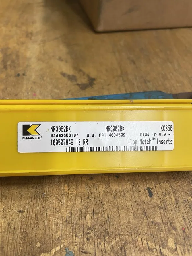 Режущий инструмент Kennametal Indexable Grooving Insert NR3062RK KC730 (Z44) — фото лота 2