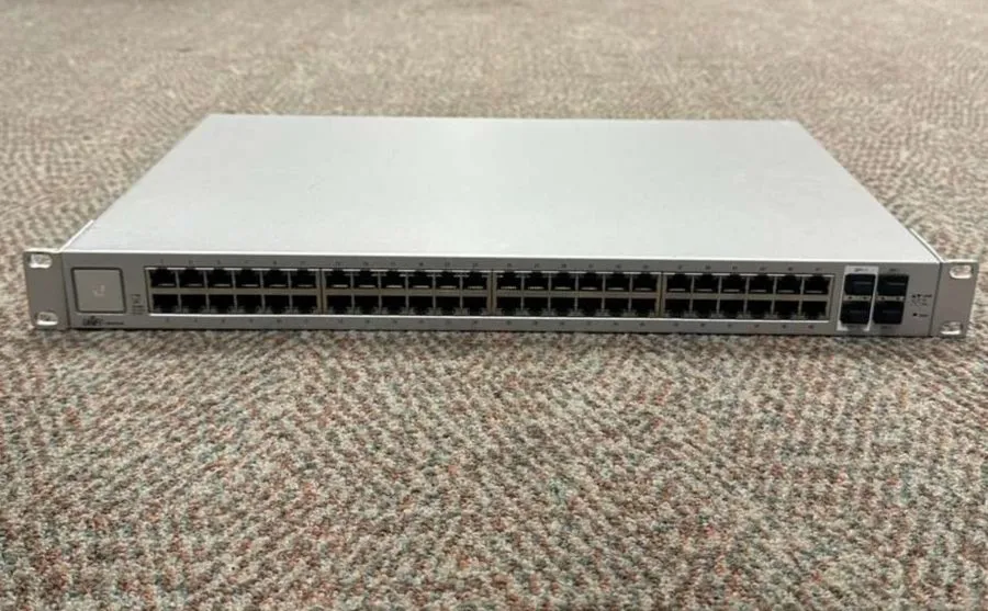 Коммутатор Ubiquiti Networks UniFi Switch 48 US-48 48-Port Switch (NON-POE)
