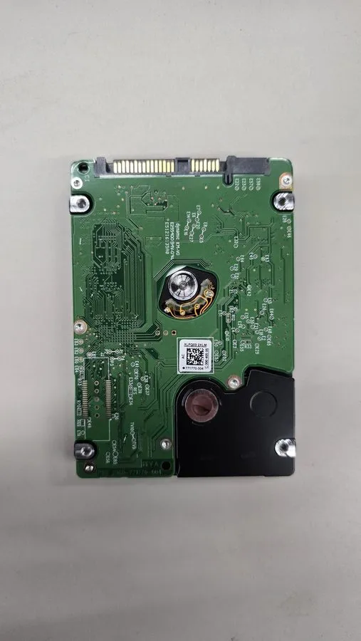 Жёсткий диск V1TX2 DELL 600GB 10K SAS 2.5" 6Gb/s HDD WD6002BKTG 0V1TX2
