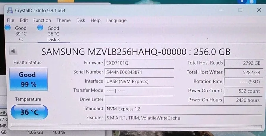 SSD-накопитель Samsung PM981 256GB MZ-VLB2560 M.2 2280 NVMe Solid State Drive SS