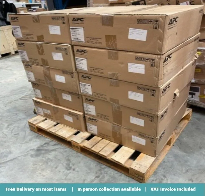 Блок розеток PDU APC Rack PDU 2G Switched Zero U 20A/208V Surge Protector AP8959
