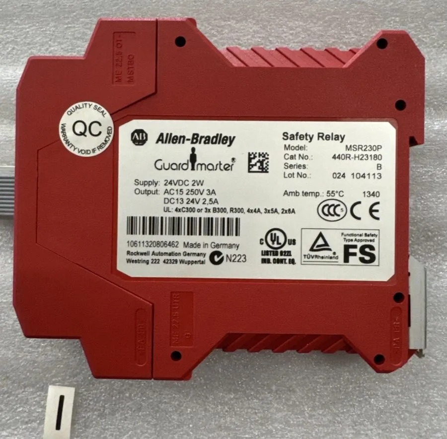 Реле безопасности Allen Bradley 440R-H23180 /B MSR230P Safety Relay 24VDC 2W 3A