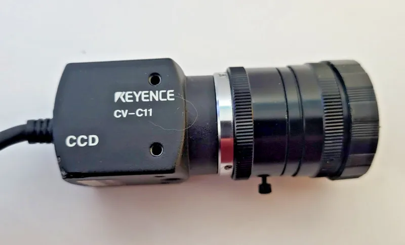 Камера машинного зрения Keyence CV-C11 CCD Camera w/ 3 Lenses Bundle Machine Vis — фото лота 1