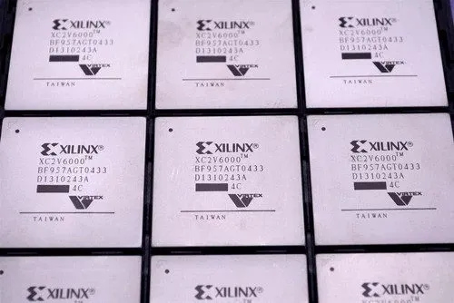 Микросхема ПЛИС Xilinx XC2V6000-4BF957C IC FPGA 684 I/O 957FCBGA Field Programma