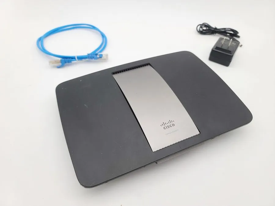 Маршрутизатор Cisco Linksys EA6500 Wireless Router USB Dual Band Gigabit 4 Port