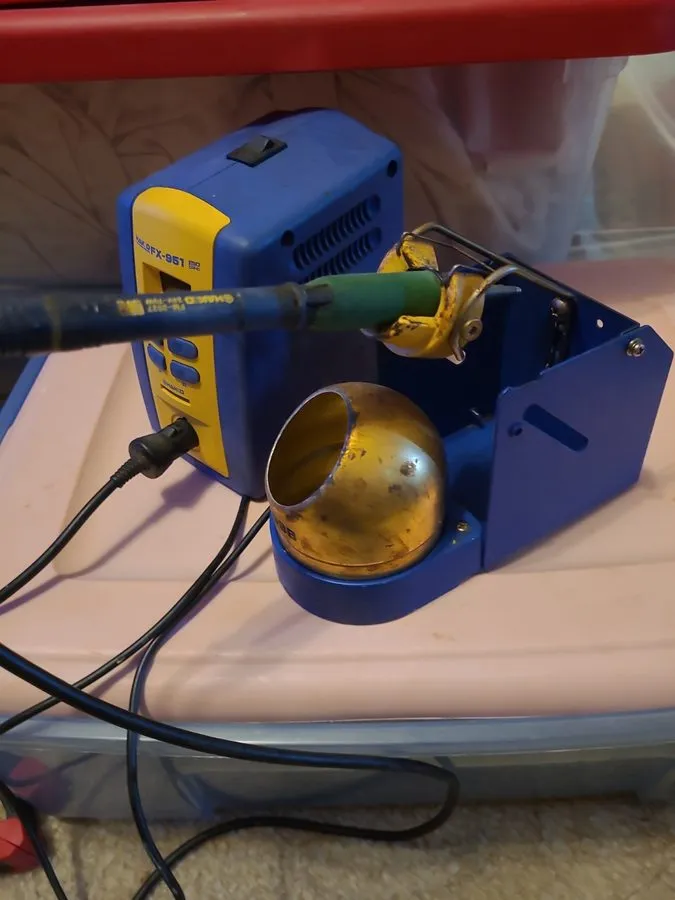 Паяльная станция HAKKO Fx951-66 Esd-safe Soldering Station 75w 24v. Description