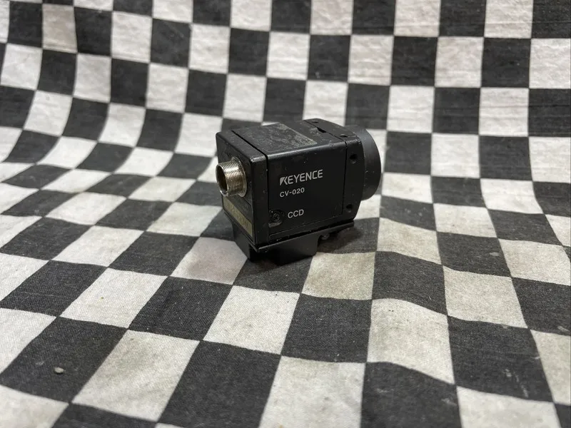Камера машинного зрения KEYENCE CV-020 CCD Vision Camera w/ 35mm 1:1.9 Lens