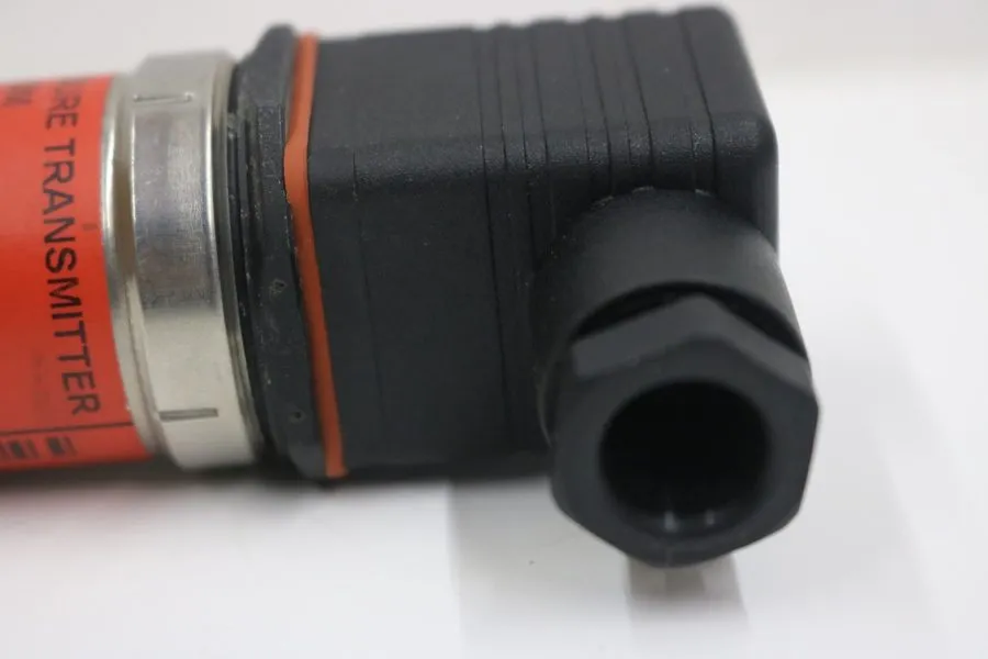 Датчик давления Danfoss MBS33M 060G3127 Pressure Transmitter 0...16 bar — фото лота 1