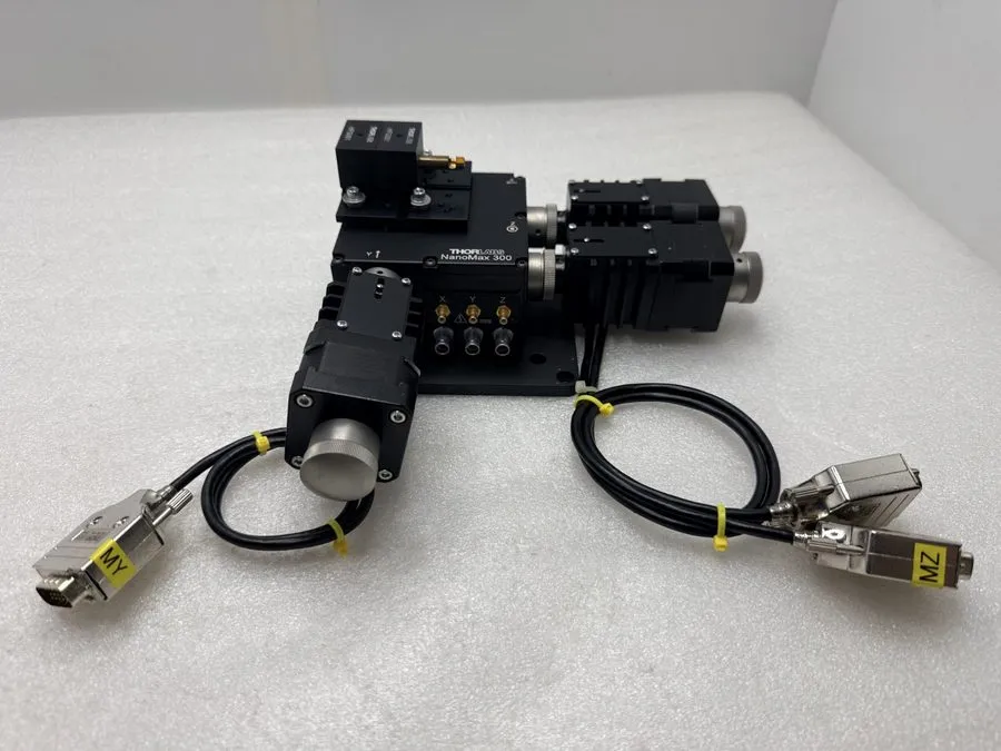 Электронный компонент ThorLabs NanoMax 300 Flexure Stages & 2x HFG001 Std. Fiber — фото лота 1