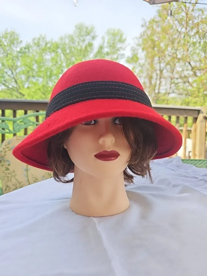 Операторское оборудование VTG D&Y BBU072 Cloche 100% WOOL HAT Velvet Crochet Rib — фото лота 1