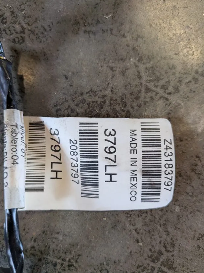 Жгут проводов 2010-2013 Chevy Silverado GMC Sierra Driver Left Door Wire Harness — фото лота 1