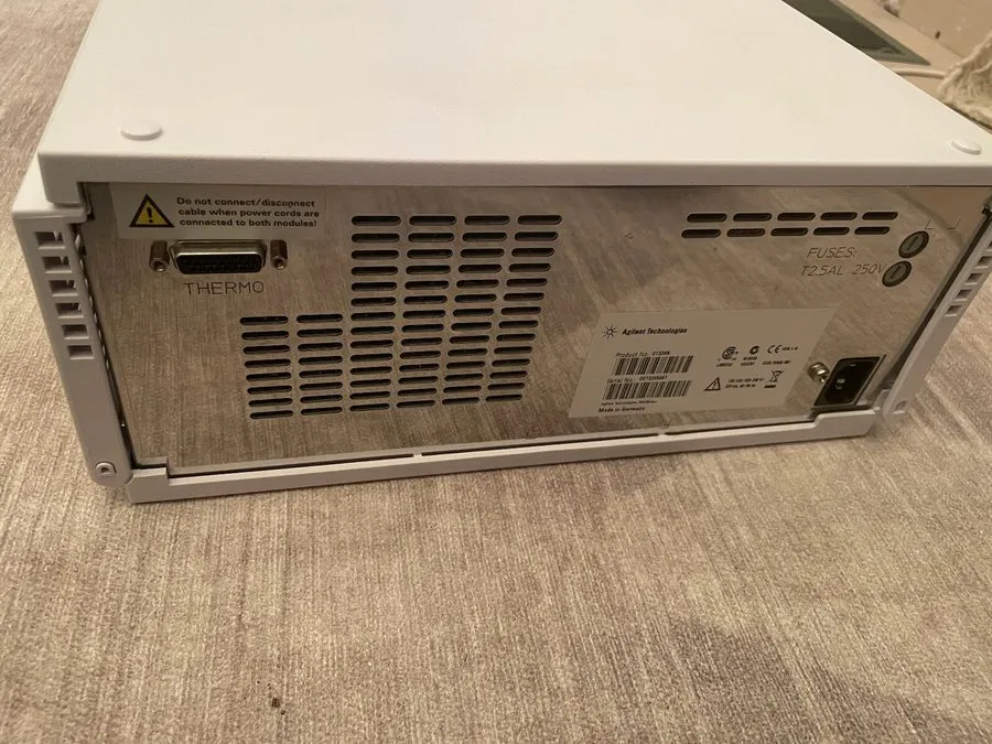 Хроматограф Agilent 1100 Series ALS Therm Autosampler Thermostat HPLC G1330B