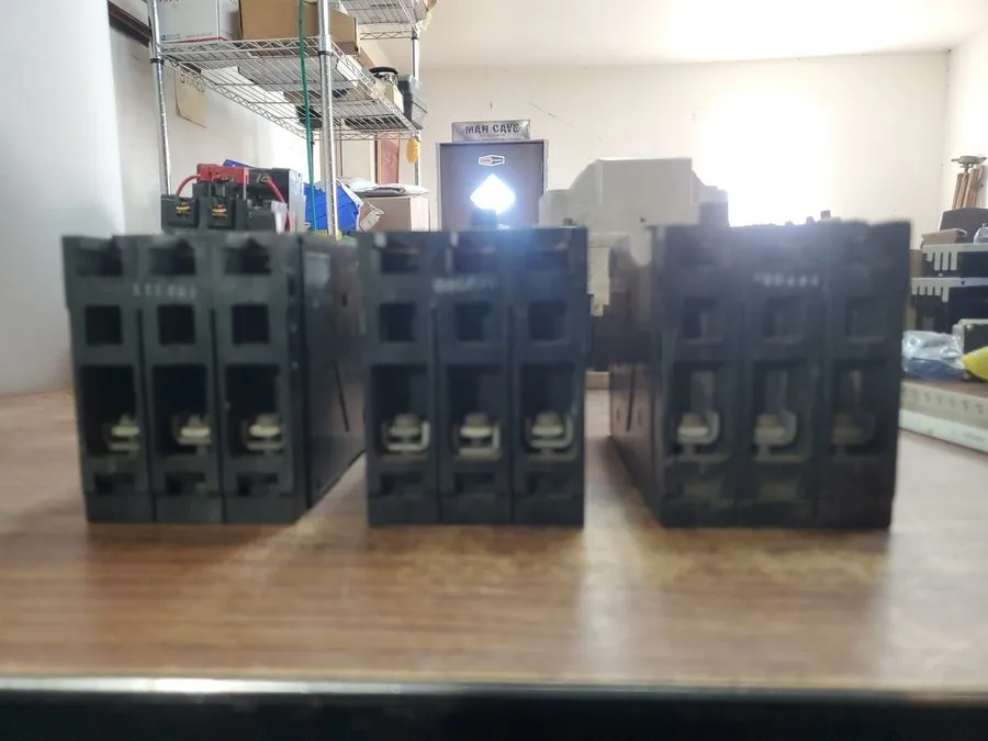 Автоматический выключатель Siemens ITE ED43B020 Sentron 20A 3-Pole Circuit Break