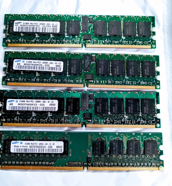 Модуль памяти Samsung 512MB 1Rx4 PC2-3200R-333-10-C M393T6450FZ3-CCC 0450,0551,0