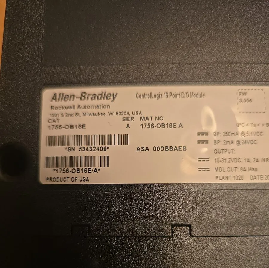Модуль ввода-вывода Allen Bradley 1756-OB16E — фото лота 1