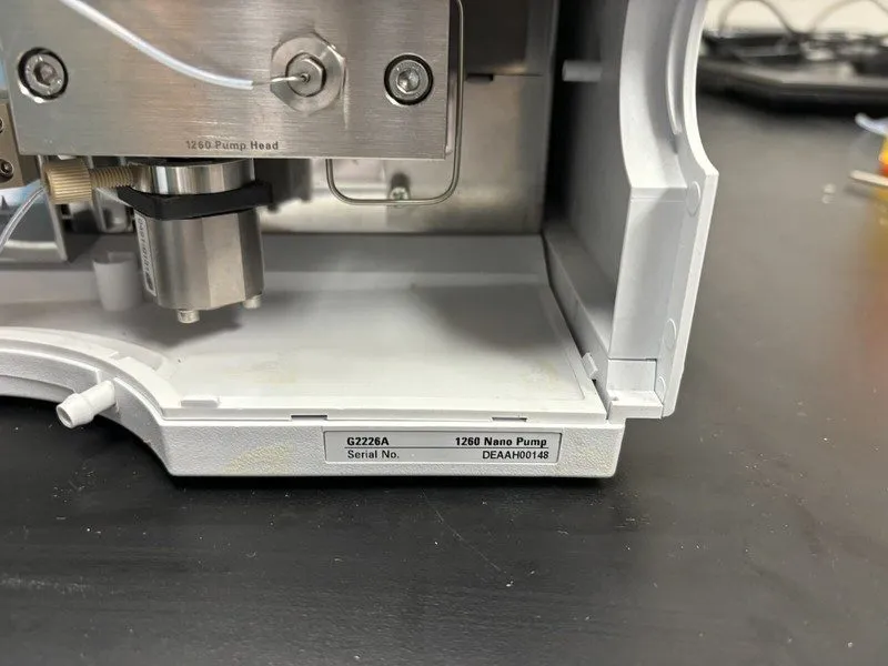 Хроматограф Agilent 1260 Infinity Series HPLC G2226A Nano Pump #16394