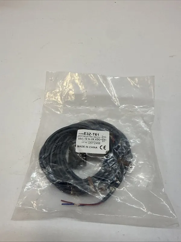 Фотоэлектрический датчик Omron photoelectric switch sensor 12-24VDC E3Z-T61