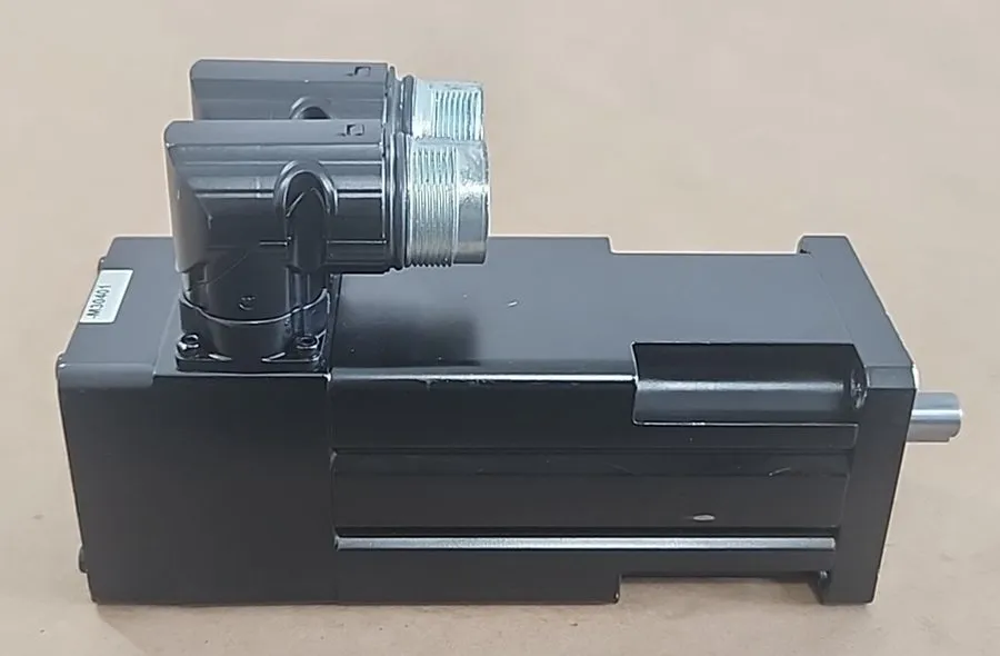 Серводвигатель Allen-Bradley MPL-B1530U-EJ42AA Inverter Duty Servo Motor