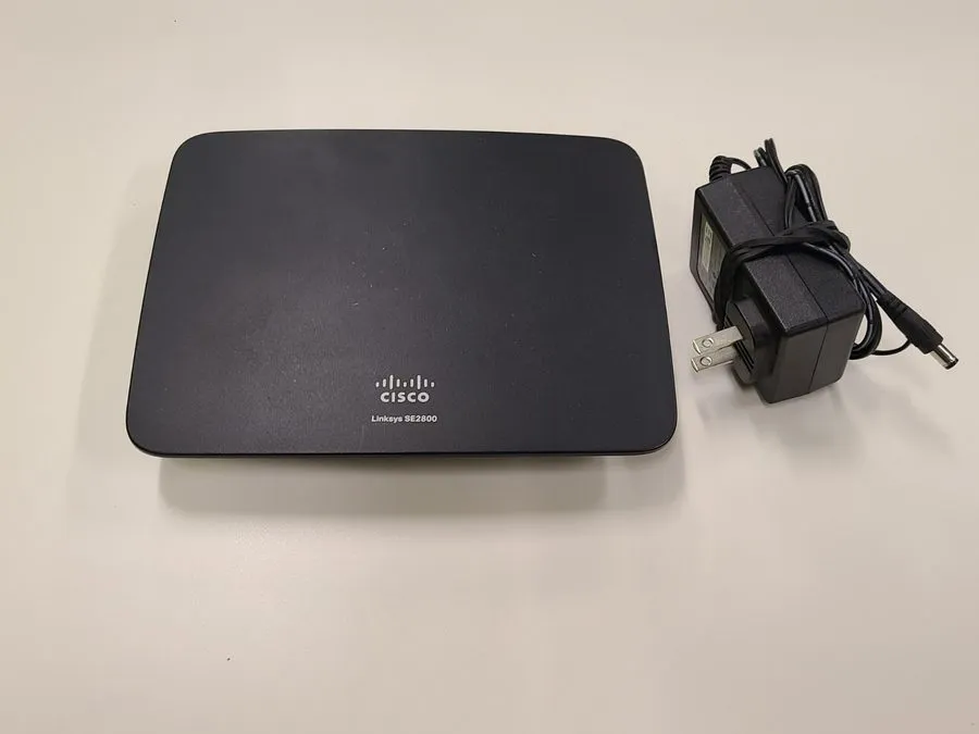 Коммутатор Cisco Linksys SE2800 8-Port Gigabit Ethernet Desktop Network Switch