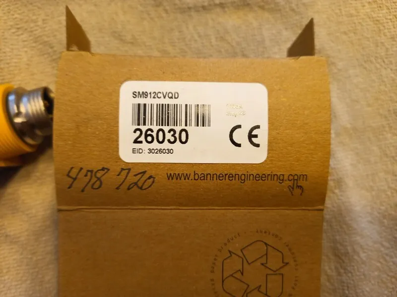 Фотоэлектрический датчик Banner Engineering SM912CVQD Photoelectric Sensor 10-30