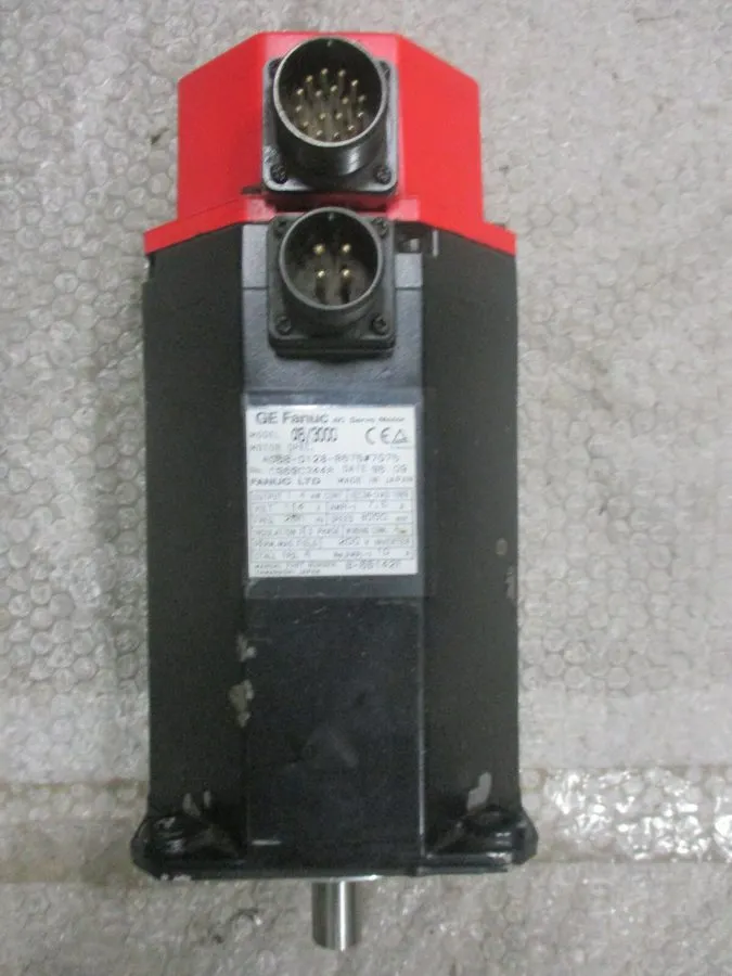 Серводвигатель Fanuc a6/3000 AC Servo Motor A06B-0128-B577#7076 1.4 kW, 114 V Mo