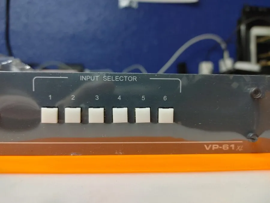 Видеокоммутатор KRAMER VP-61 XL VGA AUDIO SWITCHER VP-61XL/110V