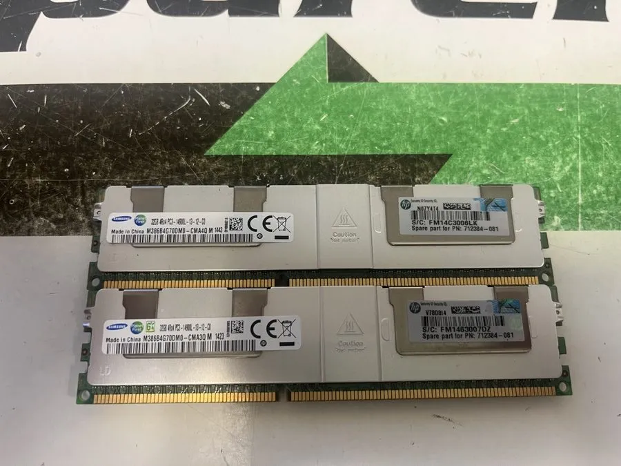 Модуль памяти SAMSUNG 32GB DDR3 1866 Server RDIMM RAM 4Rx4 PC3-14900L M386B4G70D — фото лота 1