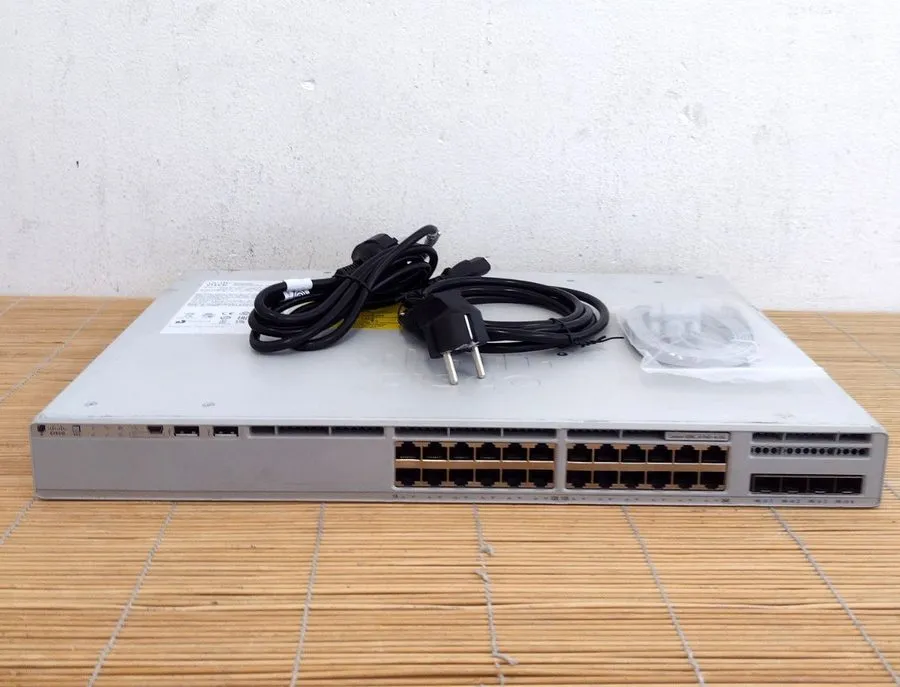 Коммутатор C9200L-24P-4X-E 24-port POE electrical switch