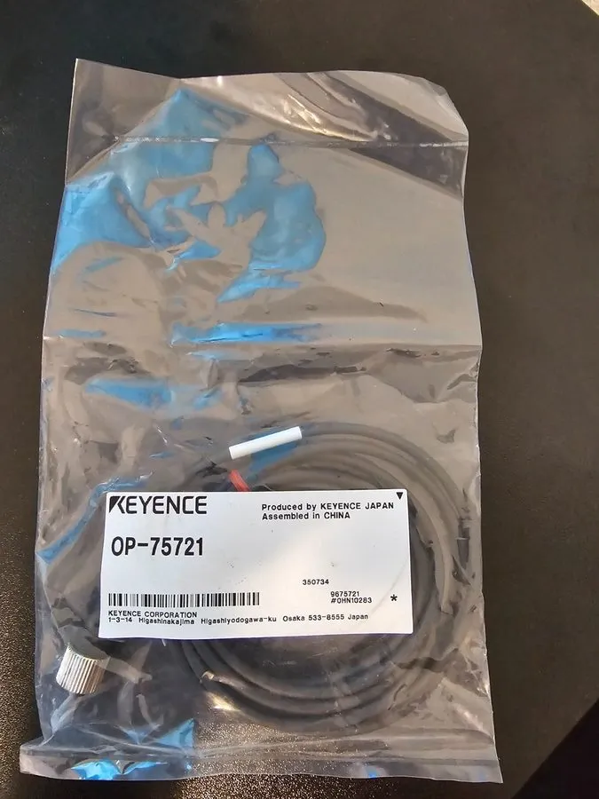 Датчик Keyence OP-75721 Connector Cable M12, Straight, 2 meter, PVC (J) — фото лота 1