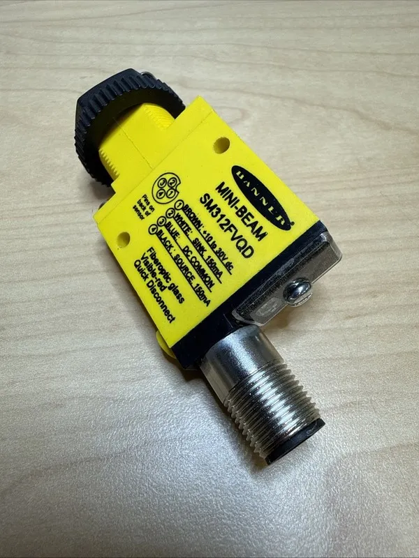 Фотоэлектрический датчик Banner 26990 SM312FVQD Mini-Beam Photoelectric Sensor 1
