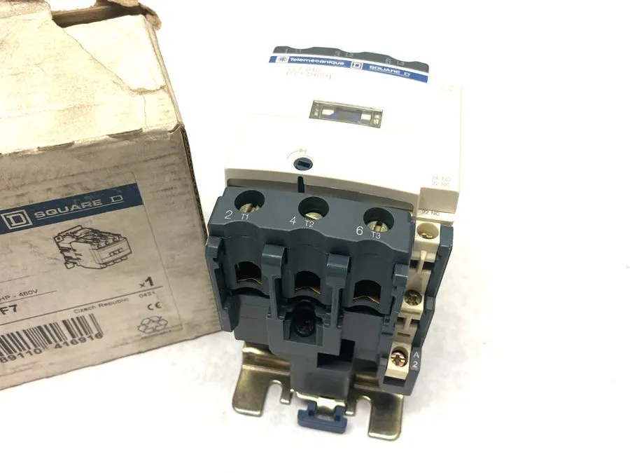 Контактор Schneider Electric LC1D40F7 Contactor TeSys Deca 3P(3NO) 110VAC 40A