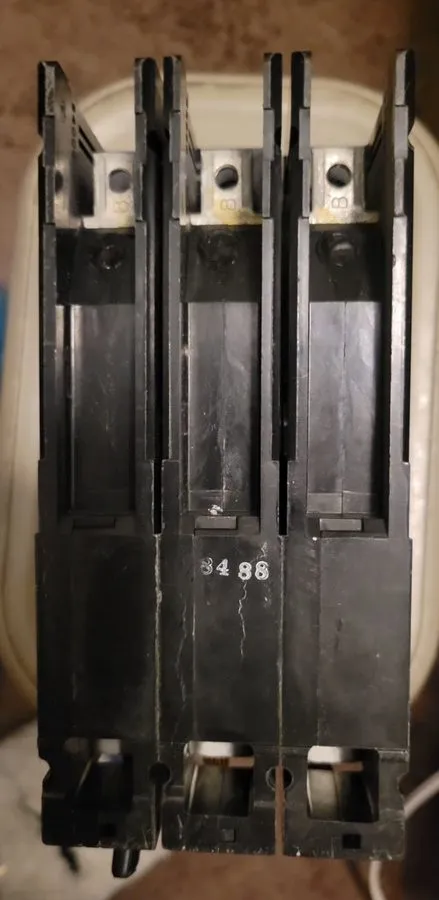 Автоматический выключатель Siemens ED43B050 Sentron Series Circuit Breaker 50A 3 — фото лота 2