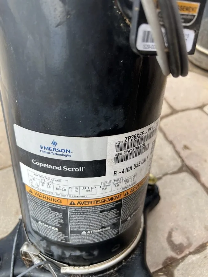 Компрессор COPELAND SCROLL COMPRESSOR model ZP38K5E PFV 130 year 2017- 220v sing