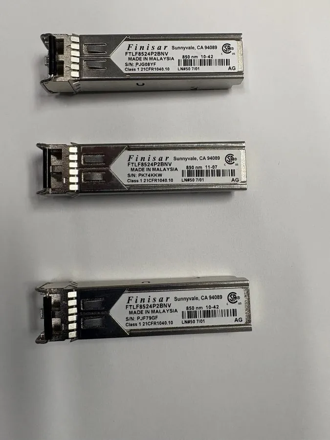 Трансивер Finisar FTLF8524P2BNV SFP SX 4GB 850nm 500m LC MMF Transceiver