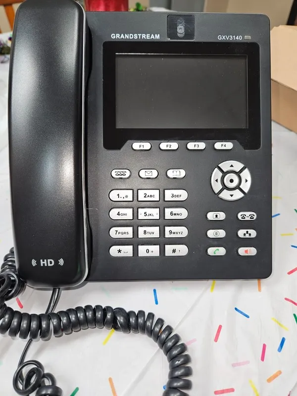 IP-телефон Grandstream Multimedia IP Phone GXV3140 Color Display — фото лота 1